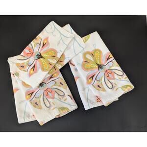 Plush 4-Piece Towel Set – Dragonfly Motif – Excellent Condition